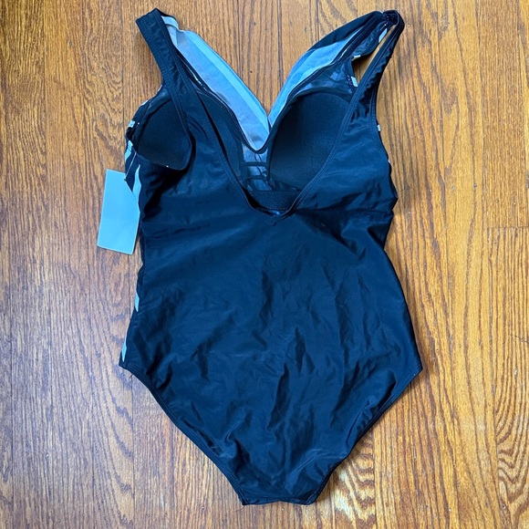 Black and White Diagonal Striped Swimsuit Medium - Picture 5 of 7